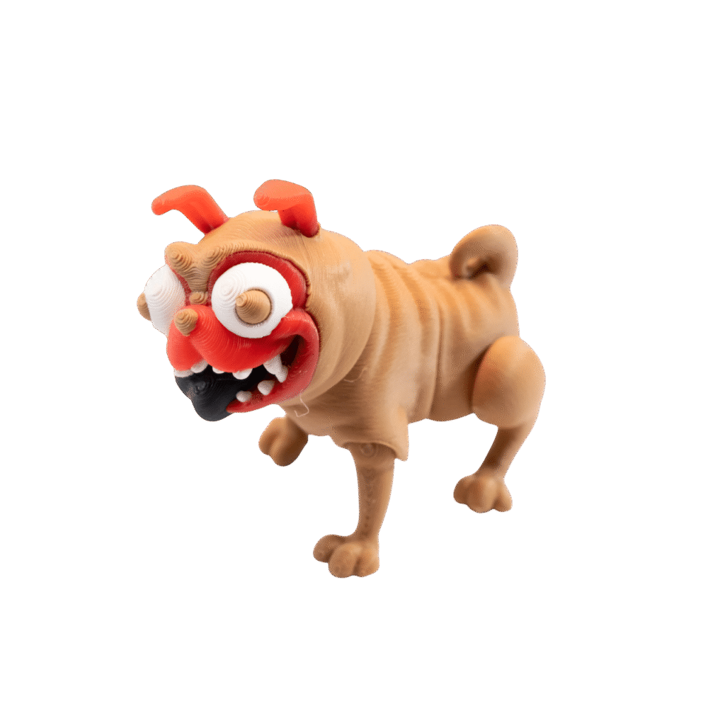 Brelok mops z druku 3D, figurka pieska pug w beżowych barwach z czerwonym akcentem, śmieszny brelok pies.