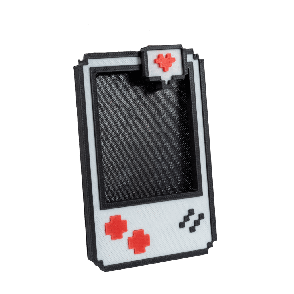 Pixel ramka na zdjęcia INSTAX mini z druku 3D, styl retro konsoli, biało-czarna z czerwonymi guzikami i sercem